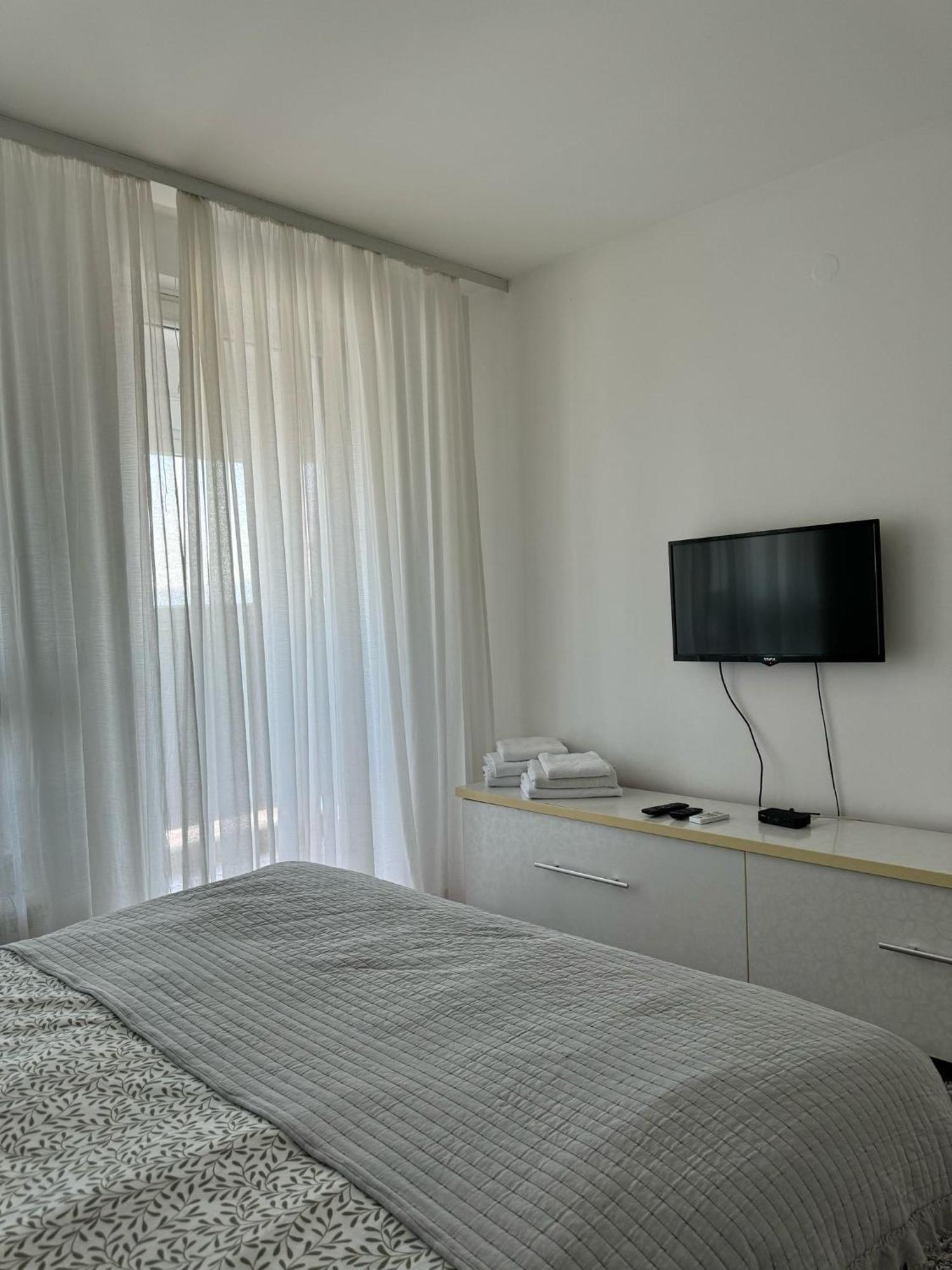 Manhattan Apartman Belvil Beograd Eksteriør bilde