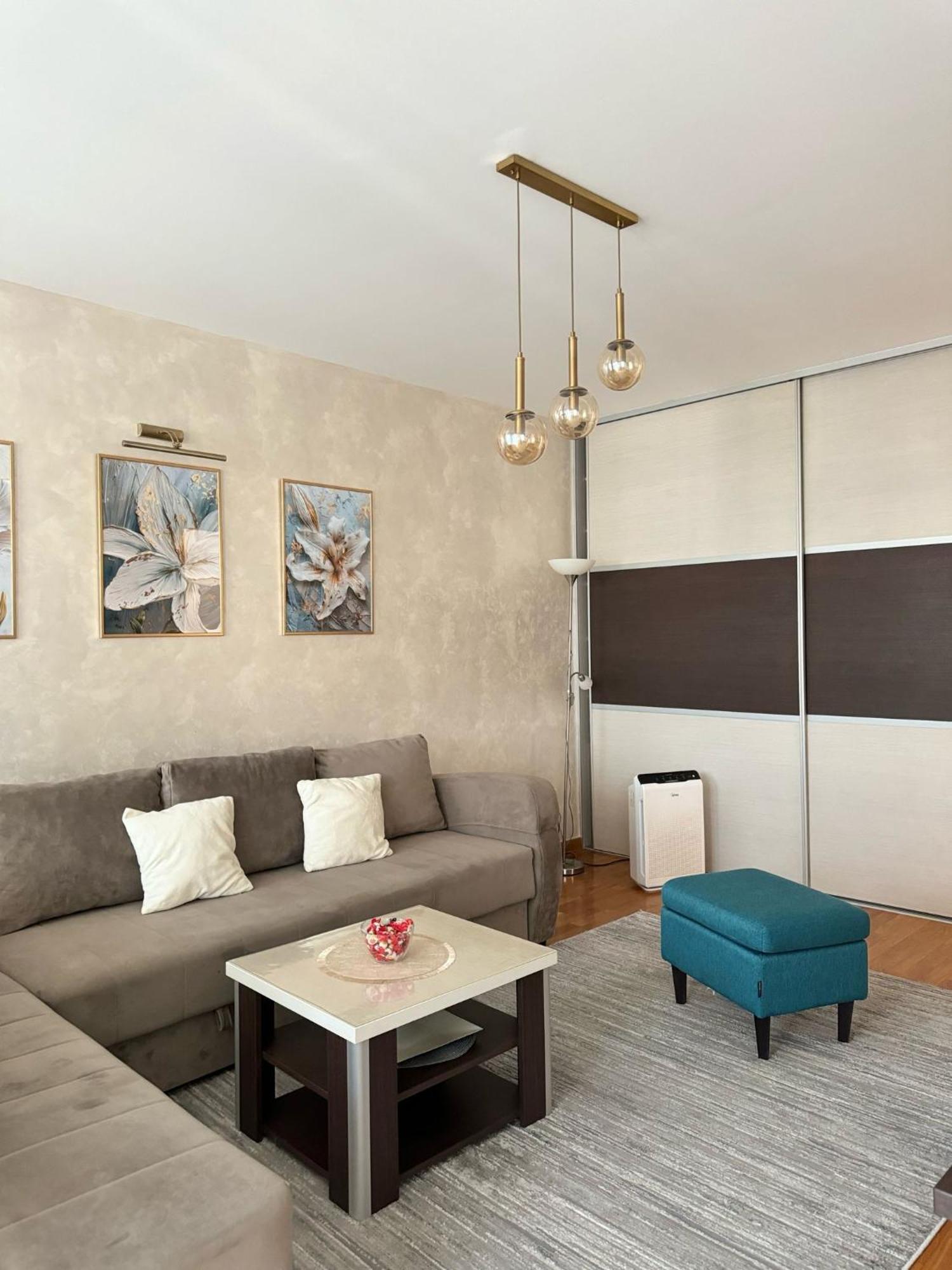 Manhattan Apartman Belvil Beograd Eksteriør bilde