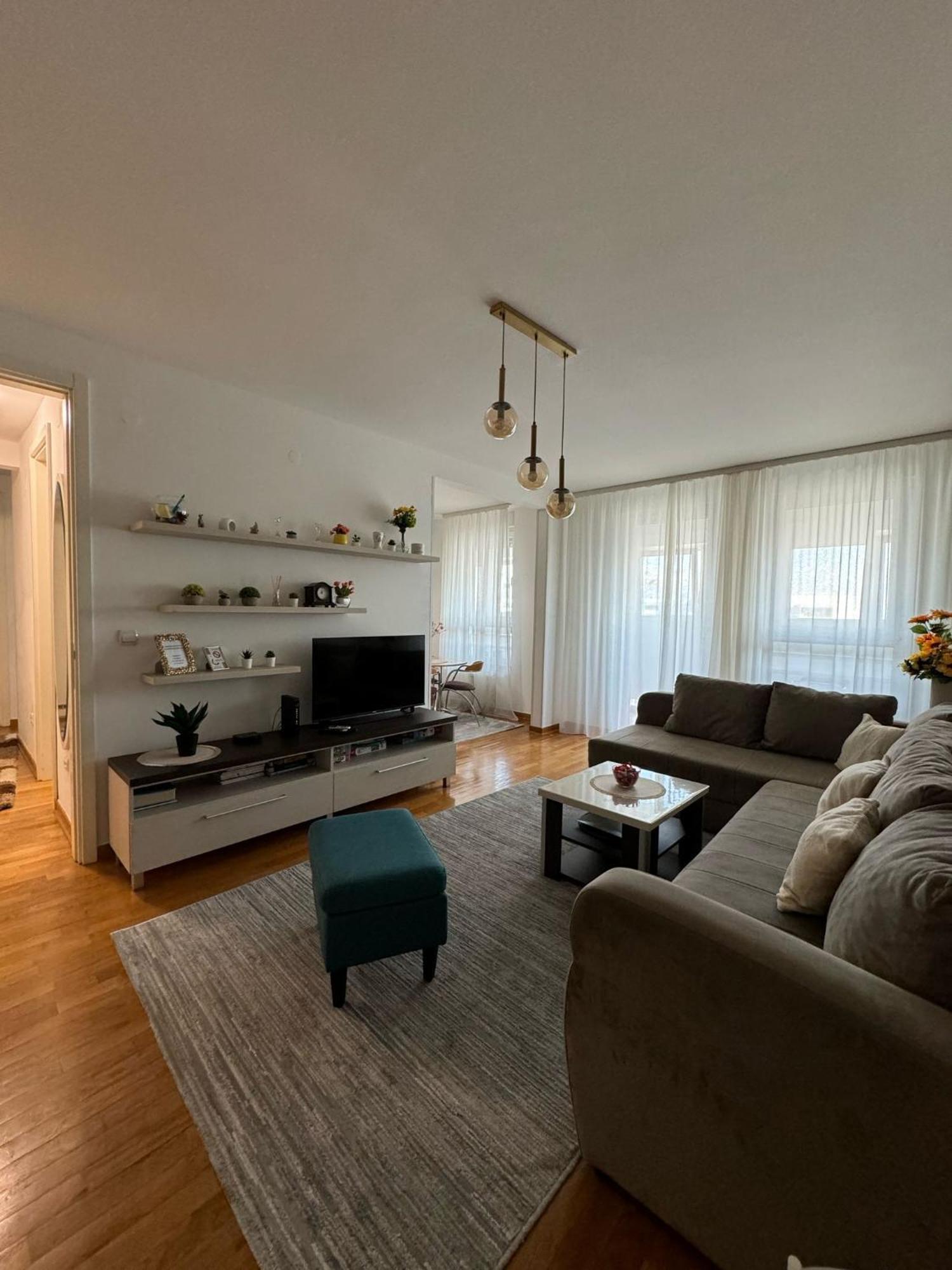 Manhattan Apartman Belvil Beograd Eksteriør bilde